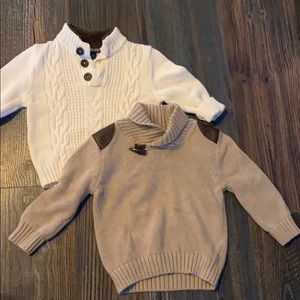 Two boys 18 months sweaters like new